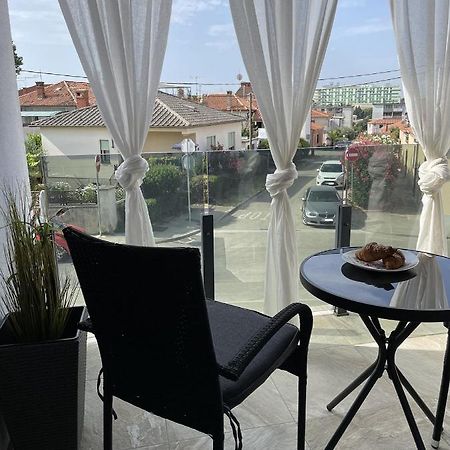 Giovanna Apartment With Terrace And Free Parking Pula Eksteriør billede